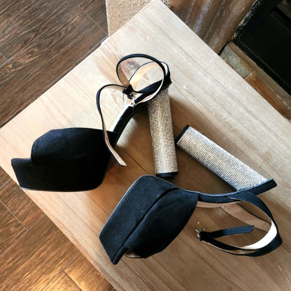 Lulu's Black and Silver Platform Shoes with Textured Fabric